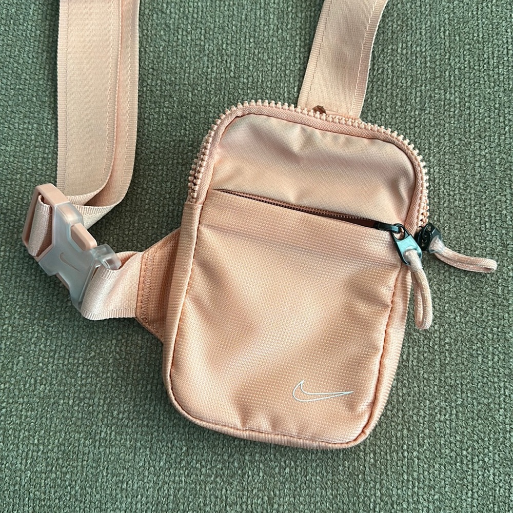 Nike over the shoulder mini bag